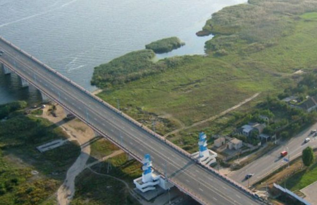 В ВСУ подтвердили удар по Антоновскому мосту, фото