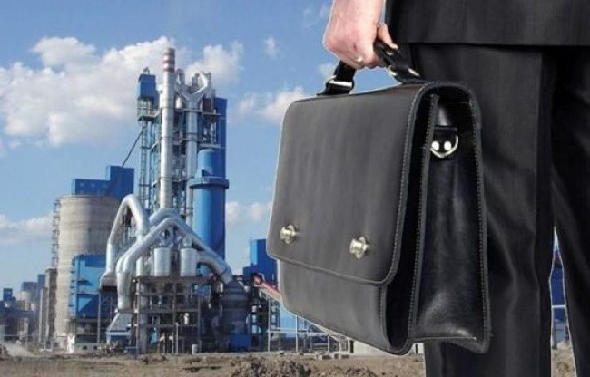 Верховная Рада приняла закон об упрощении приватизации и передаче изъятых объектов права собственности резидентов РФ