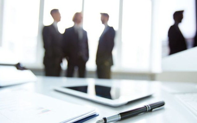 Рада зменшила мінімальний розмір статутного капіталу акціонерного товариства та дозволила акціонерам мати помічників