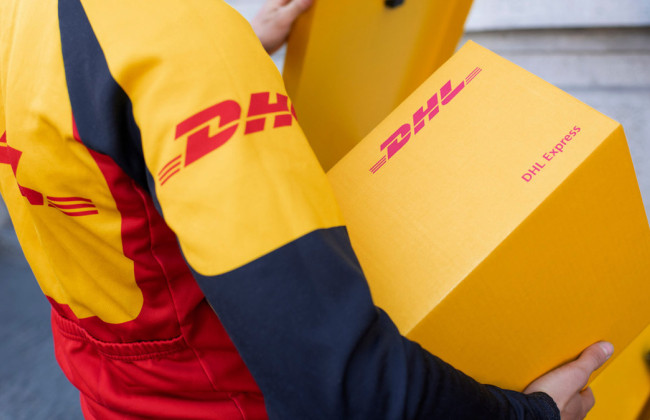 Логистический гигант DHL частично сворачивает бизнес в России