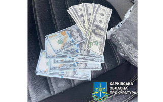 Обіцяв зміну запобіжного заходу за $7 000: жителю Харкова повідомлено про підозру