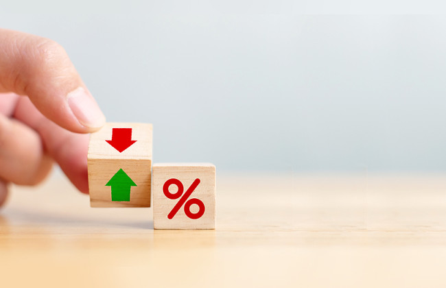 Денис Шмыгаль: В период военного положения банки теперь смогут увеличивать ставку до 20% для новых кредитов