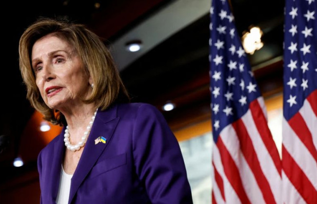 Самолет с Нэнси Пелоси снова поднялся в воздух: борт покинул Гавайские острова