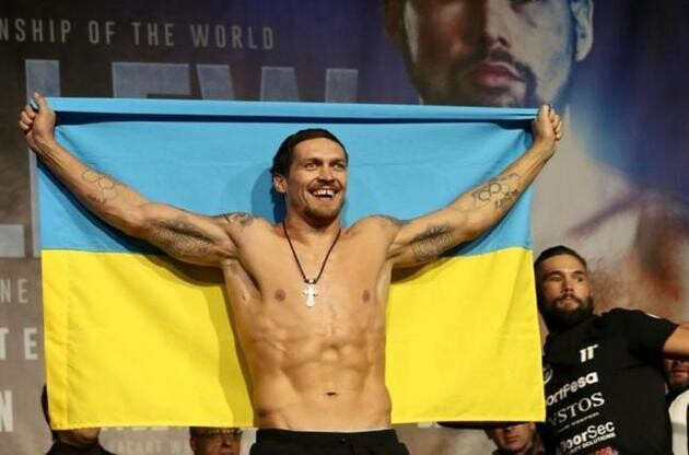 Усик за собственные средства выкупил права на трансляцию своего реванша с Джошуа
