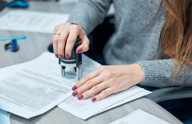 Скасовано заборону на вчинення окремих нотаріальних дій від імені фізичної особи на підставі довіреності