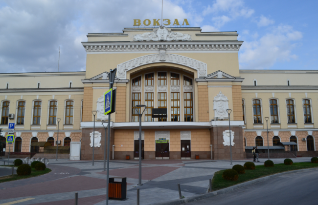 У Тернополі терміново евакуюють людей з залізничного вокзалу та універмагу: причина