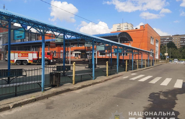 По городам Украины катится волна массовых сообщений о заминировании