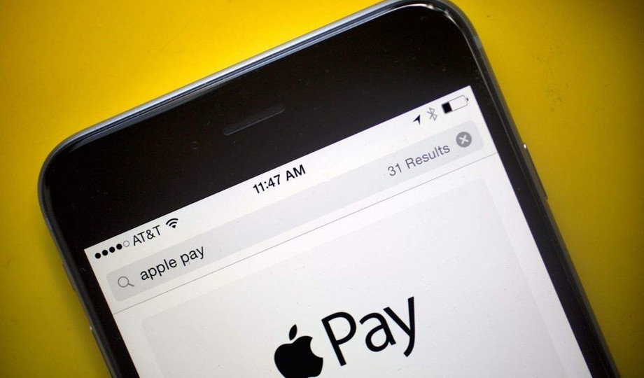 Укрзалізниця запустила оплату квитків у чат-боті Apple Messages через Apple Pay