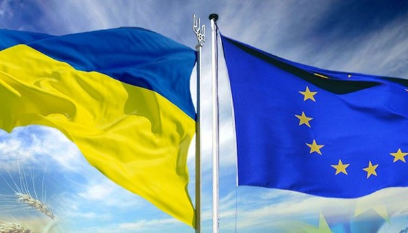 ЄС планує поєднання грантів та кредитів для допомоги Україні – Politico