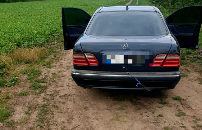 Переправка военнообязанных в Молдову за $19200 – сообщено о подозрении буковинцу, фото задержания