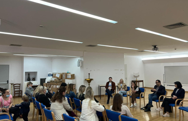 Проблеми освіти українських дітей, які поїхали за кордон: розказали про можливі способи вирішення ситуації