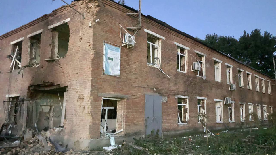 Оккупанты били ракетами и «Градами» по Днепропетровщине: повреждены склады агрокомпании