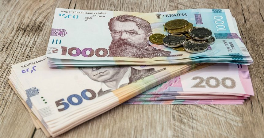 Українці можуть отримати нові виплати через війну: названо умови для отримання 6600 гривень