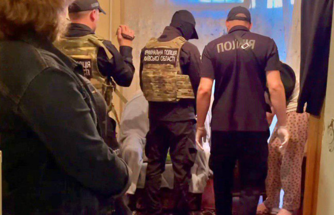 В Буче мародеры украли из ломбардов 800 тысяч грн во время боевых действий