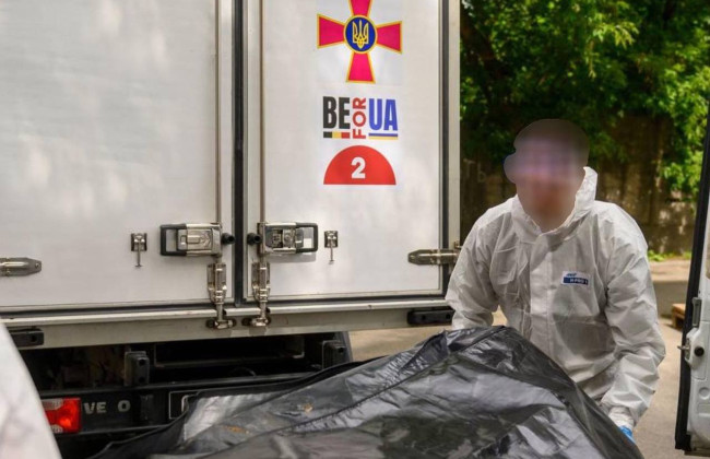 В Киев привезли еще 16 тел погибших защитников Украины