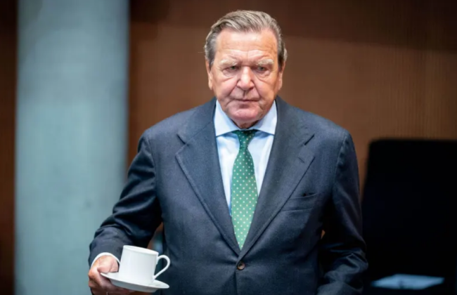 Хоче повернути свої привілеї: Герхард Шредер подає до суду на Бундестаг