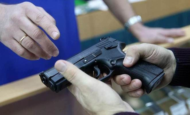 Закон про легалізацію зброї ухвалять найближчим часом, — глава МВС
