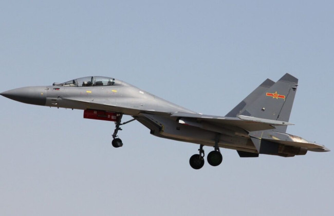 Китай ввел свои самолеты в зону действия ПВО Тайваня