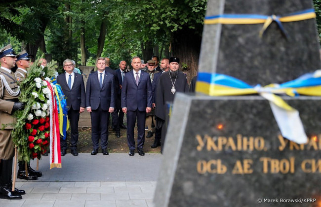 Анджей Дуда почтил память воинов Украинской Народной Республики