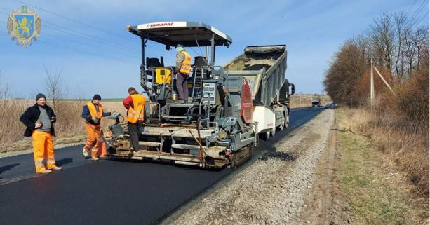Строительство дорог возобновляется: финансировать будут за счет возвращения акциза на топливо