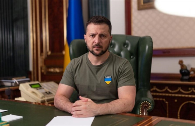 Якби влада попередила українців про майбутнє вторгнення РФ, то Україна протрималася б три дні, — Зеленський