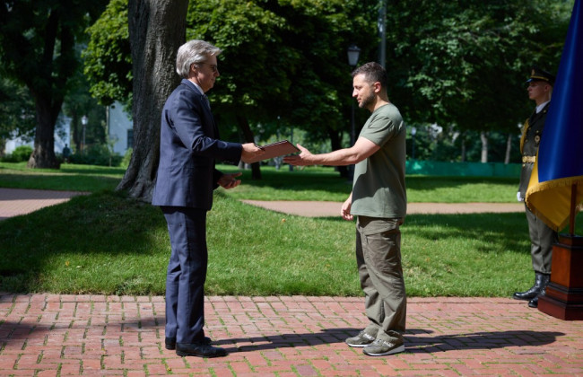 Зеленський прийняв вірчі грамоти у послів Киргизстану, Румунії, Бельгії та Іспанії