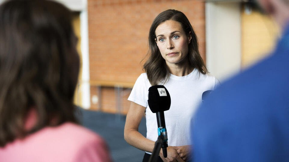 Прем’єр-міністр Фінляндії Санна Марін потрапила у скандал через відео з вечірки