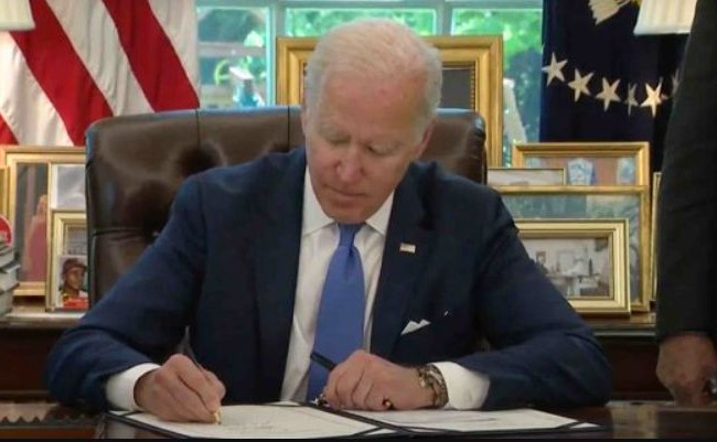 Байден утвердил военную помощь Украине: известна сумма