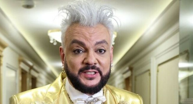 «Приїхав відпочивати, коли дітей гублять»: у Монако Філіпа Кіркорова обматюкали просто на вулиці, відео