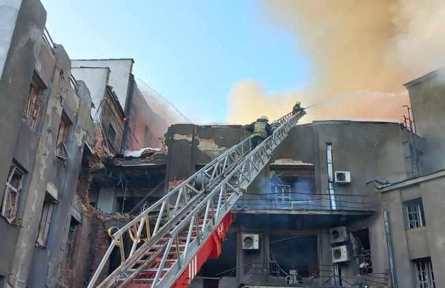 Ракетний удар по гуртожитку у Харкові: кількість жертв зросла