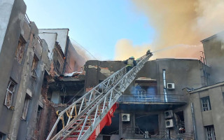 Ракетний удар по гуртожитку у Харкові: кількість жертв зросла