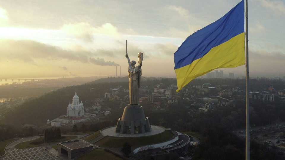 Более 90% украинцев верят в победу в войне, но около 35% считают, что она наступит через один-два года