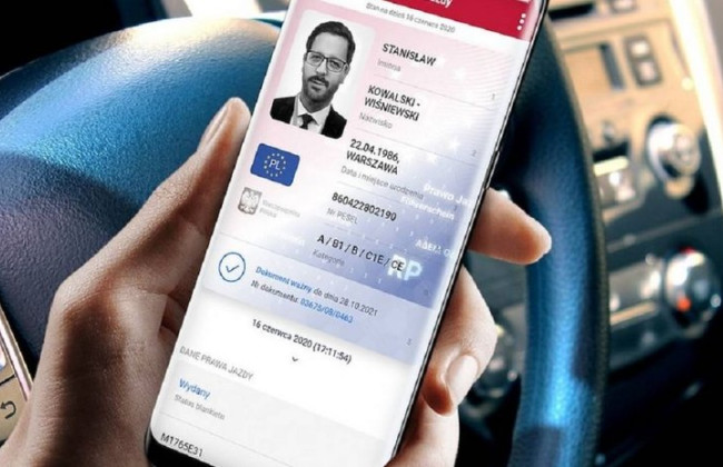 Украинцы смогут пользоваться электронными водительскими правами в Польше