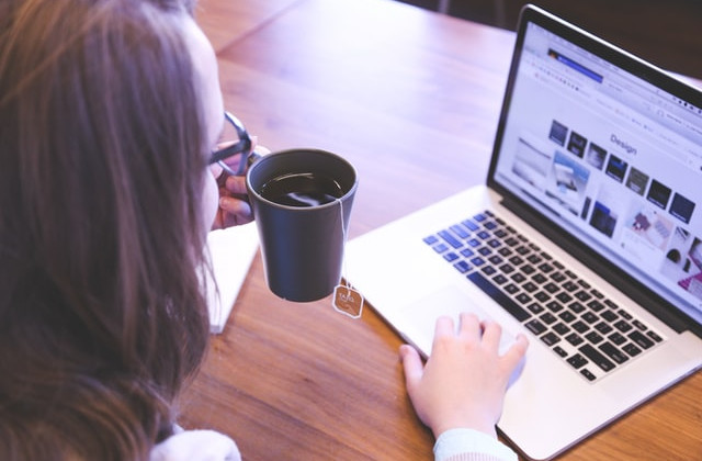 Газовый дефицит: в Швейцарии просят компании перевести сотрудников зимой на дистанционку