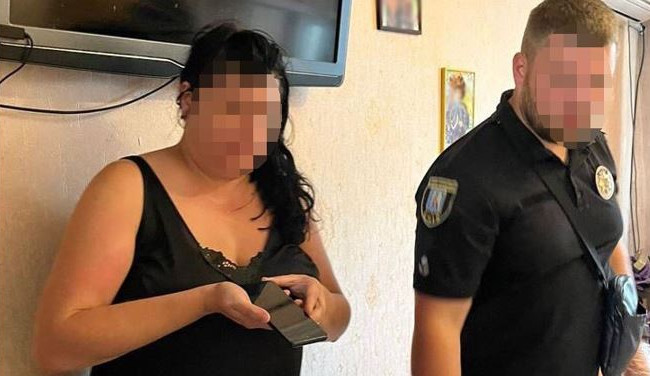 В Киеве женщина продавала «взрослое кино» с участием детей