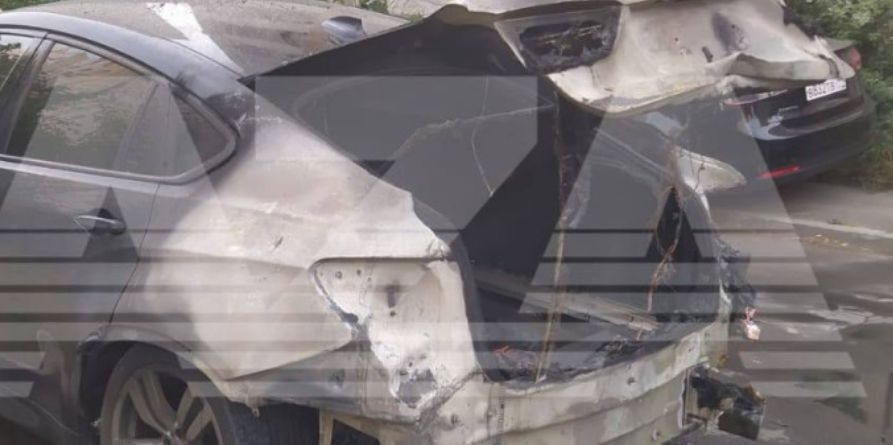 В Москве подожгли автомобиль заместителя начальника управления Генштаба РФ — СМИ