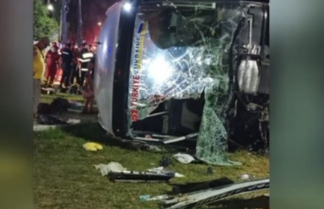 У Румунії перекинувся автобус з українцями: багато постраждалих