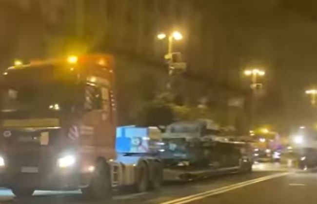«Парадная» российская техника покидает центр Киева, видео