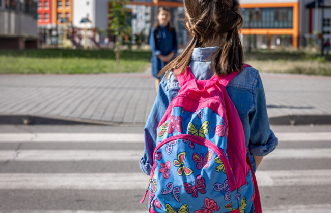 Как подготовить ребенка к школе и что положить в рюкзак: советы родителям по подготовке к 1 сентябрю