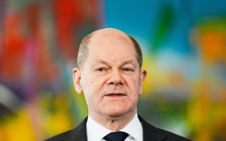 Німеччина відправить в Україну новітню зброю, — Шольц