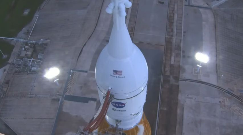 NASA запускає ракету до Місяця, трансляція