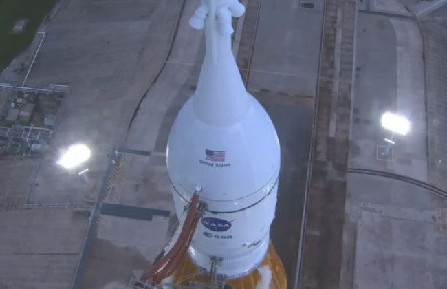 NASA запускает ракету к Луне, трансляция