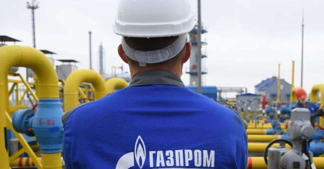 «Газпром» сократил объемы поставок газа Франции: известна причина