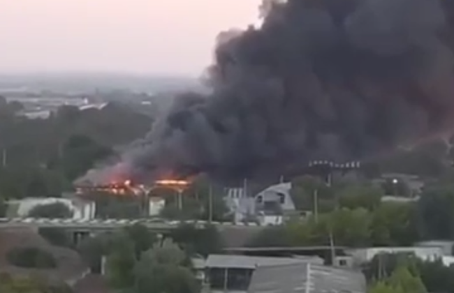 В окупованому Криму спалахнула пожежа: ймовірно, горить нафтобаза, відео