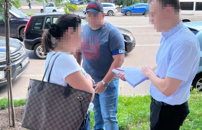 Привласнили нерухомість у Києві та Бучі на 5, 8 млн гривень: адвокат та нотаріус постали перед судом