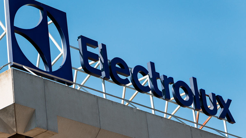 Провідний виробник побутової техніки Electrolux повністю виходить з РФ