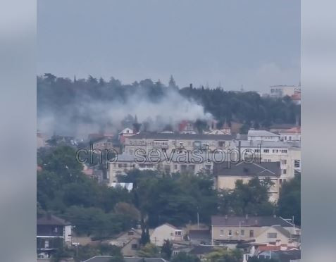 У центрі Севастополя пролунали вибухи, відео