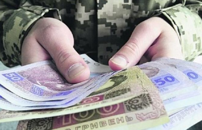 Що буде з «військовими» пенсіями при поверненні до армії: відповідь ПФУ
