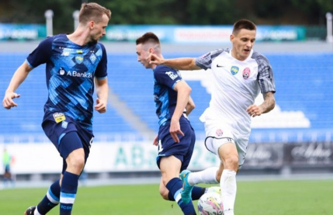 «Днепр-1» обыграл «Верес», а «Заря» одержала победу над «Динамо»: результаты третьего тура украинской Премьер-лиги