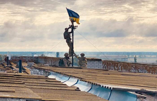 В Офисе Президента показали украинский флаг над Высокопольем в Херсонской области